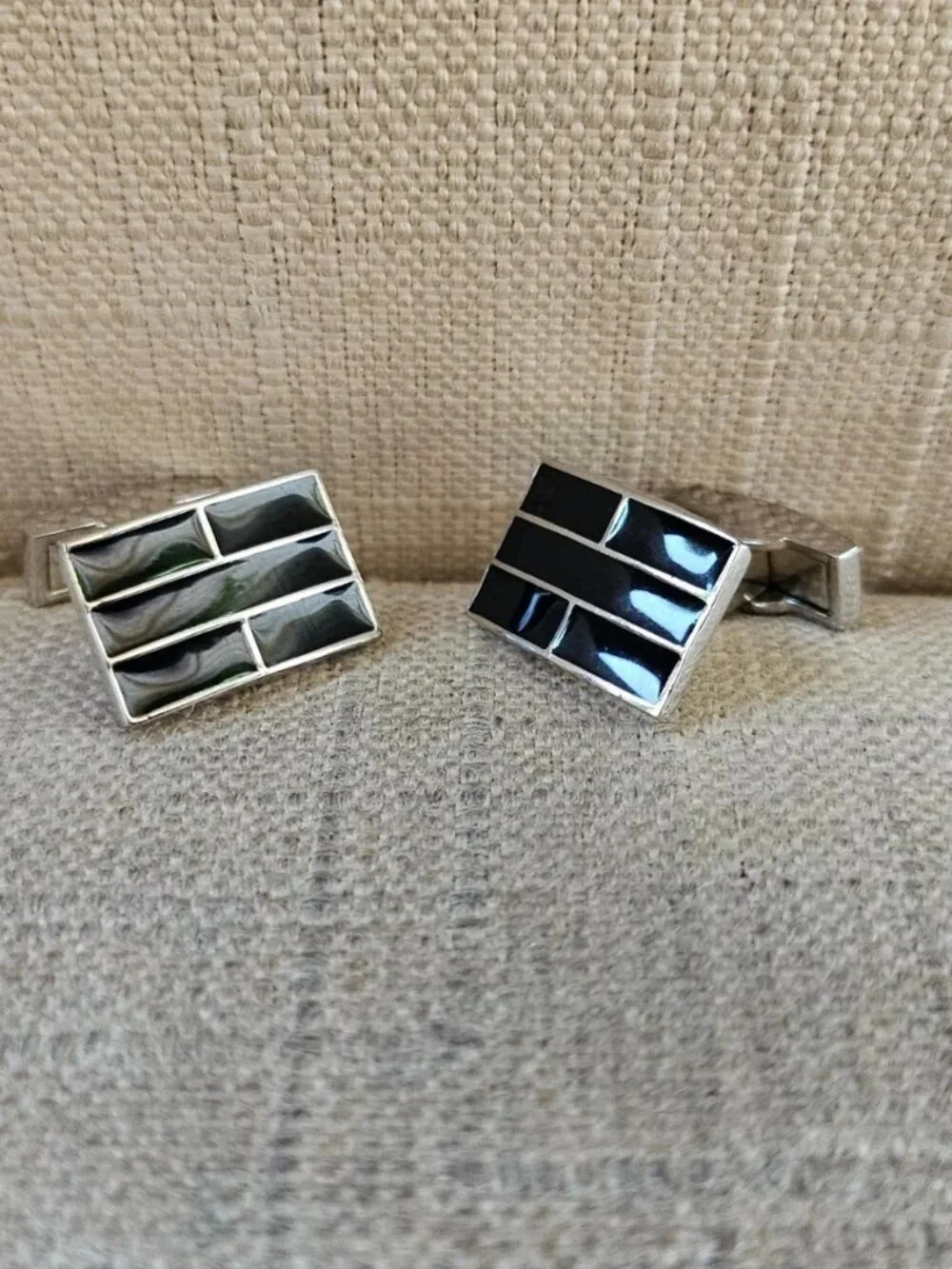 Bughatchi Cuff Link Father day Gifts Cufflinks Black/Silver Tone Stud Cuff Link